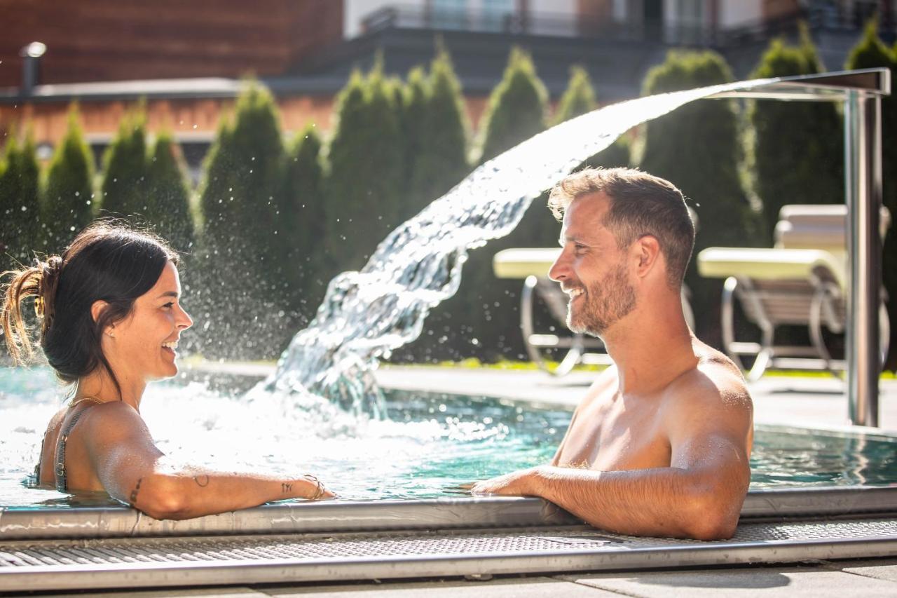 Grizzly Sport & Motorrad Resort Sankt Margarethen im Lungau Ngoại thất bức ảnh